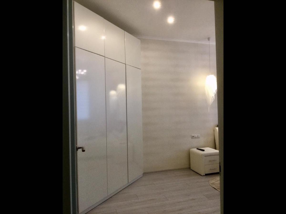Central Apartment オデッサ エクステリア 写真