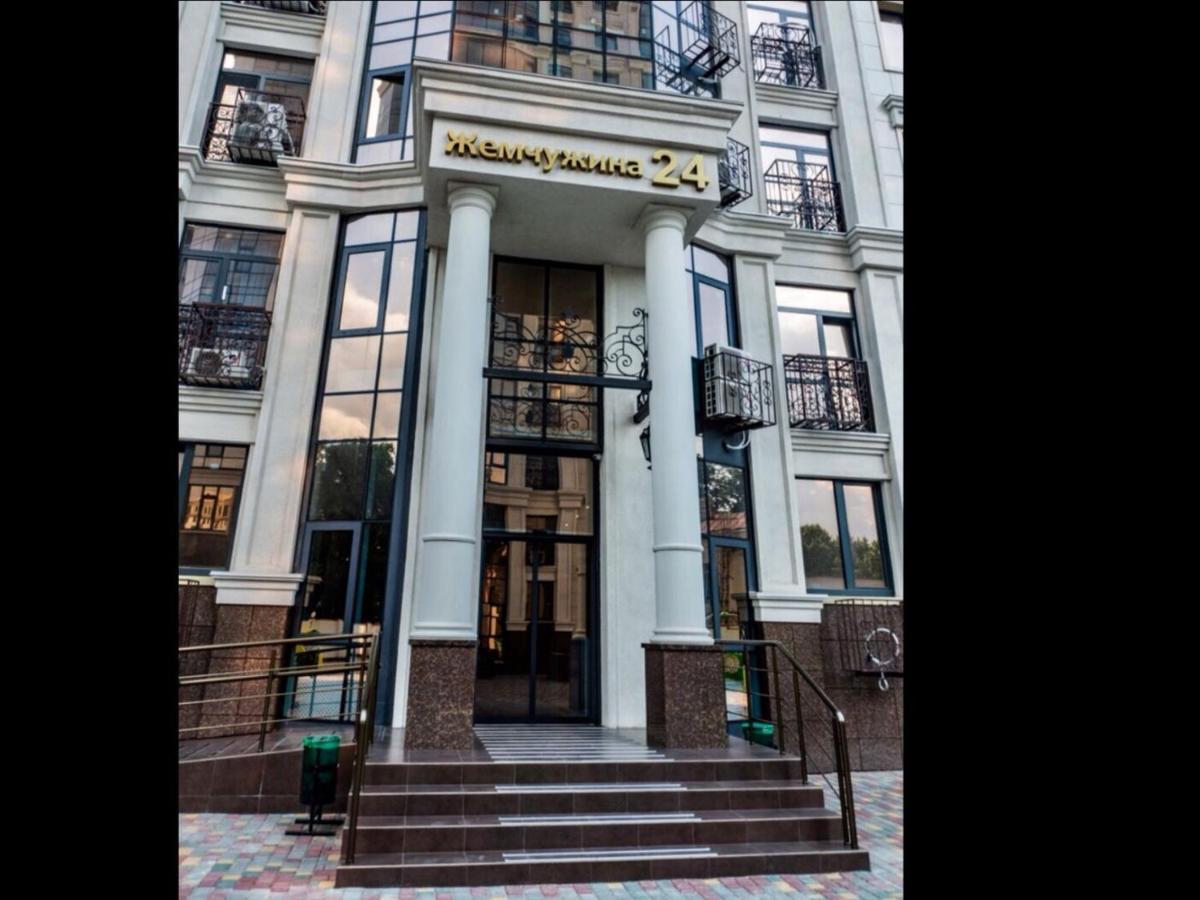 Central Apartment オデッサ エクステリア 写真